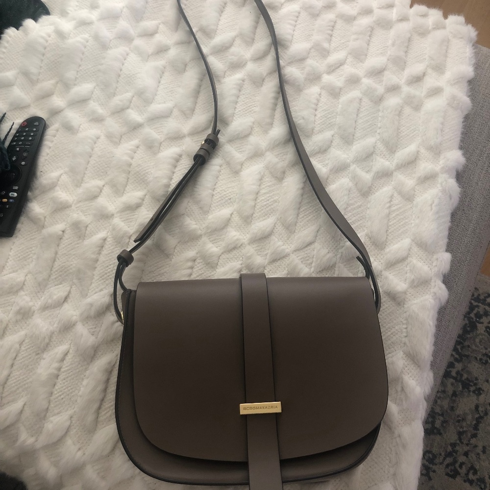 ~~ SOLD ~~BCBG Maxazria “APRILLE” crossbody in sable
